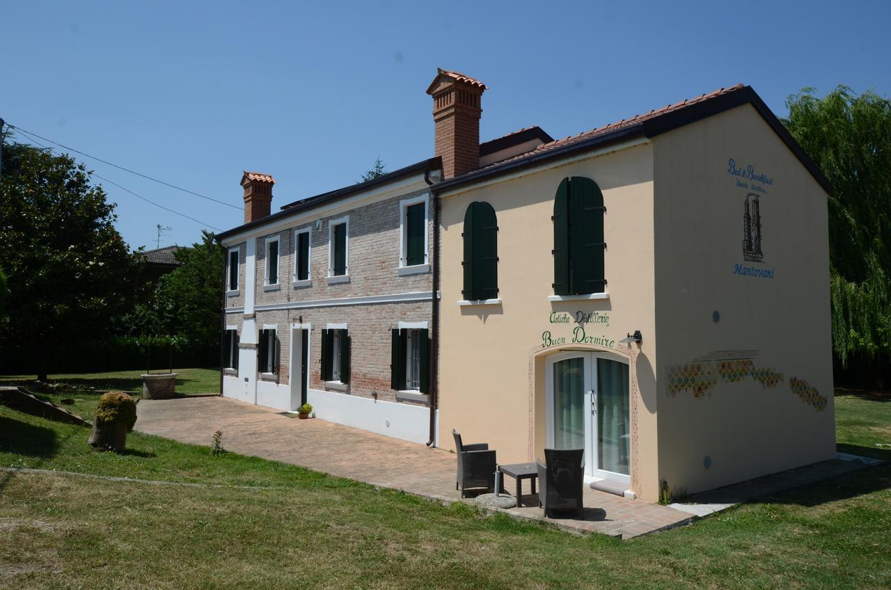 Antiche Distillerie "Buon Dormire" Pincara Buitenkant foto